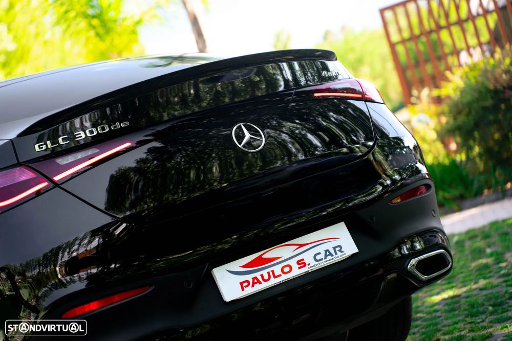 Mercedes-Benz GLC 300 de Coupe 4Matic 9G-TRONIC AMG Line Advanced - 21