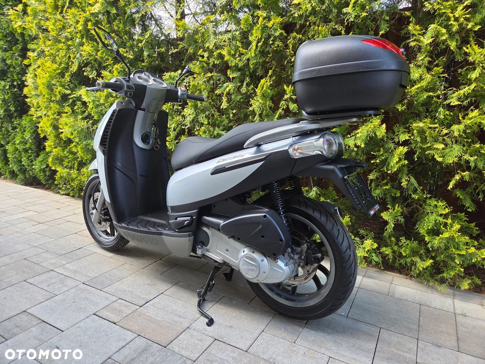 Piaggio Carnaby - 6