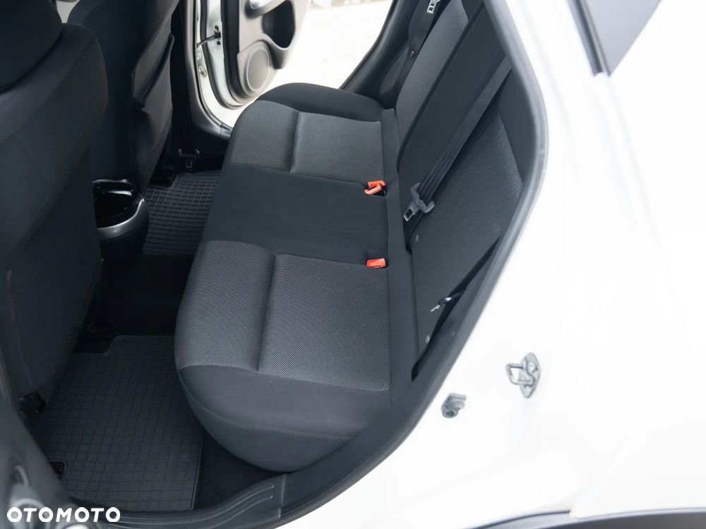Nissan Juke - 38