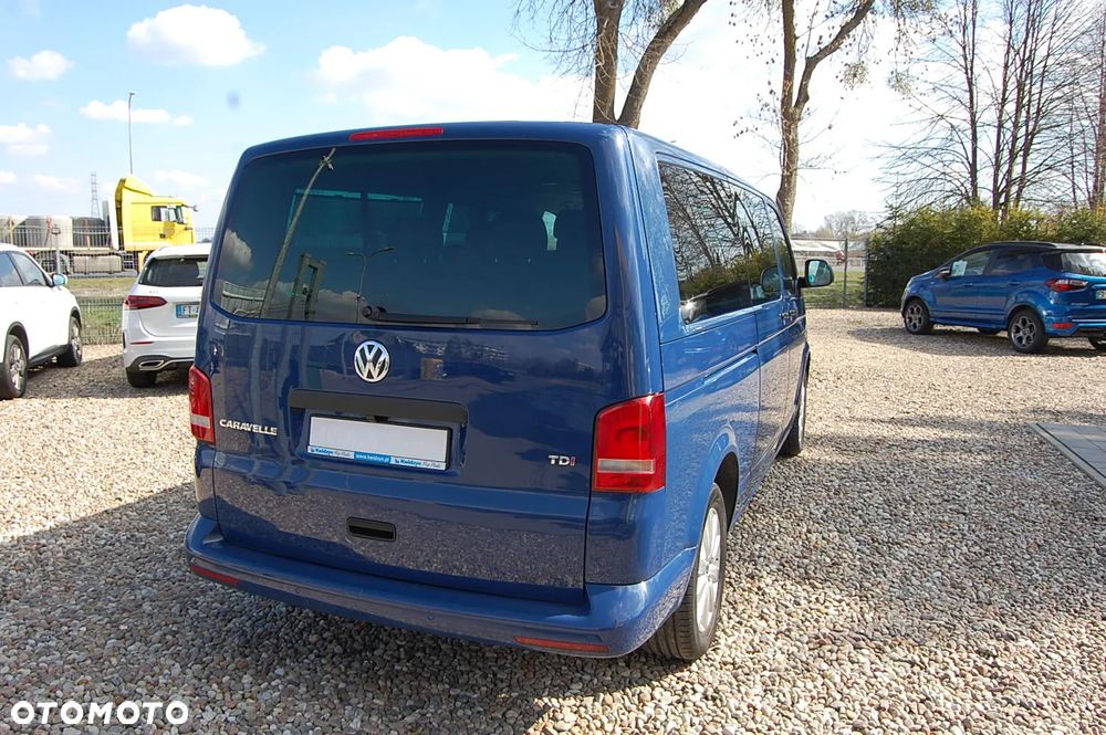 Volkswagen Caravelle - 16