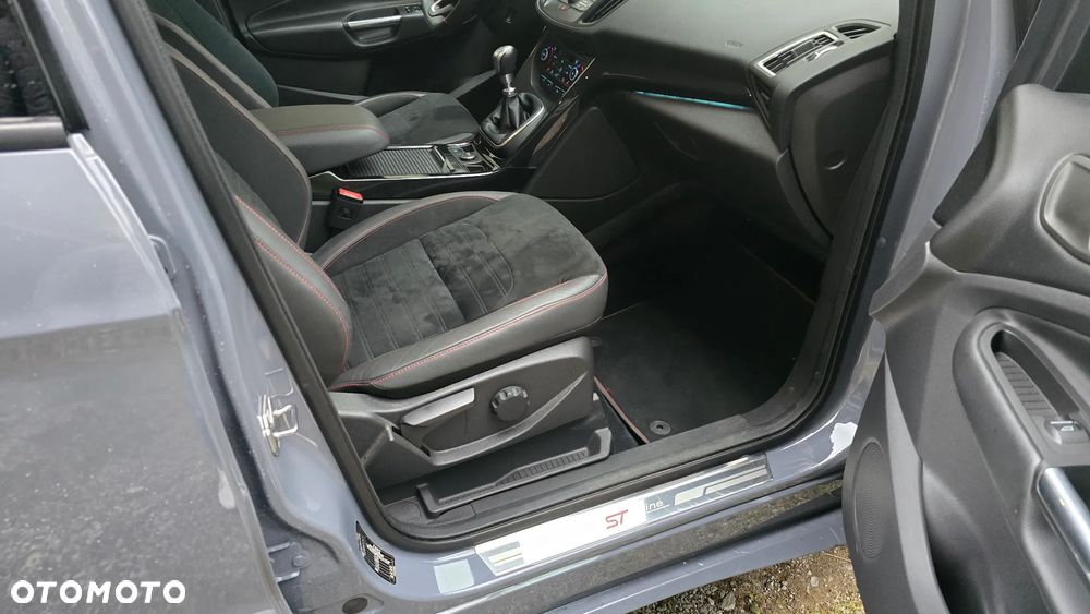 Ford Kuga 1.5 EcoBoost FWD ST-Line ASS - 11