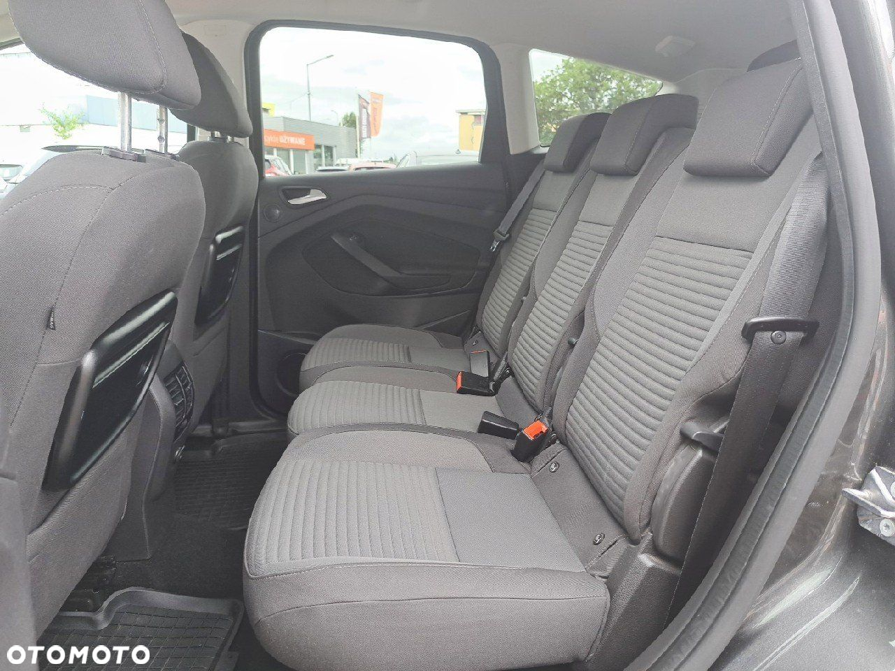 Ford C-MAX 1.5 EcoBoost Titanium ASS - 12