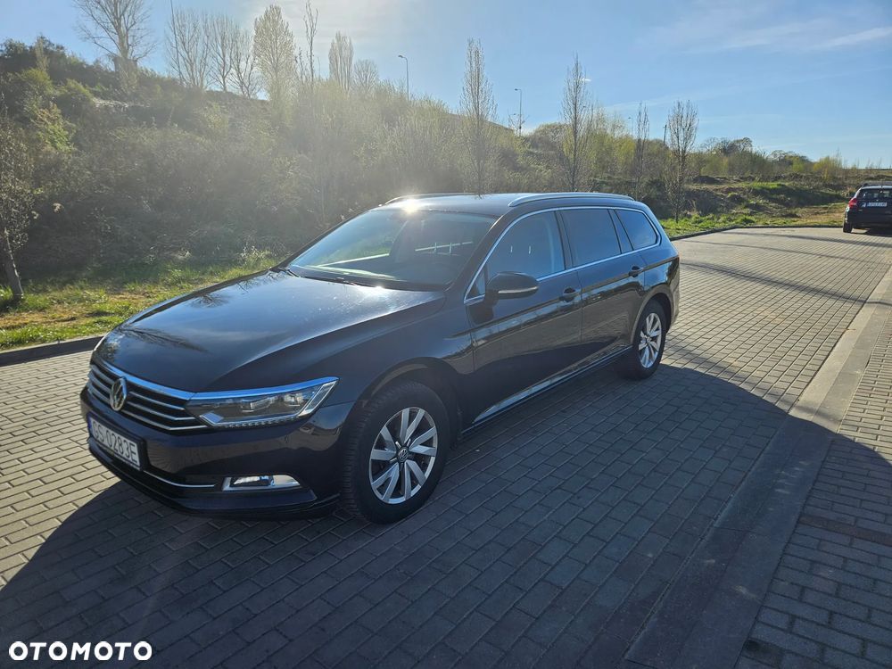 Volkswagen Passat 2.0 TDI (BlueMotion Technology) Comfortline - 4