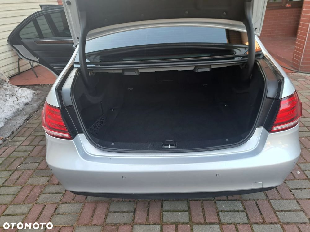 Mercedes-Benz Klasa E 200 BlueTEC 7G-TRONIC Elegance - 12
