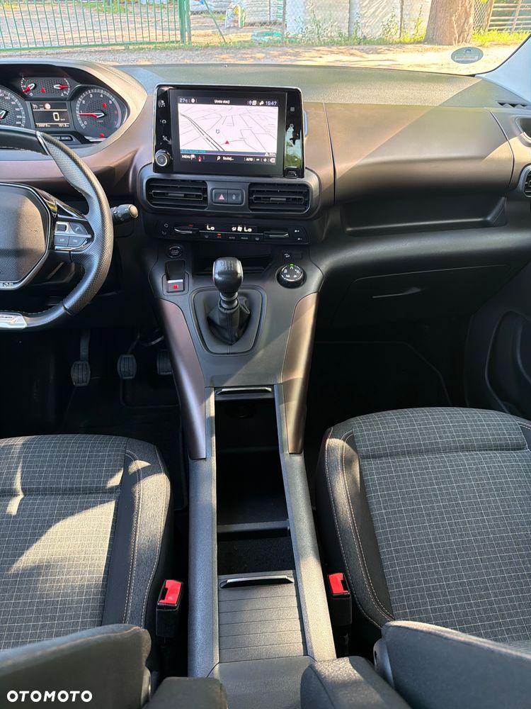 Peugeot Rifter 1.2 PureTech GT Line S&S - 17