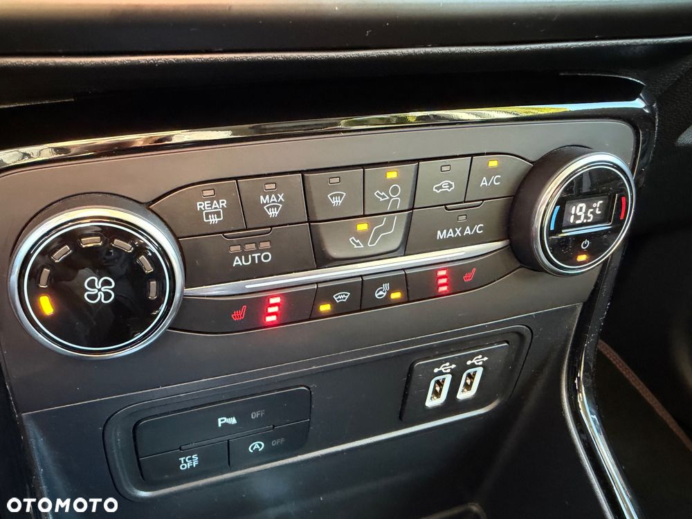 Ford EcoSport 1.0 EcoBoost ST-Line Black ASS - 19