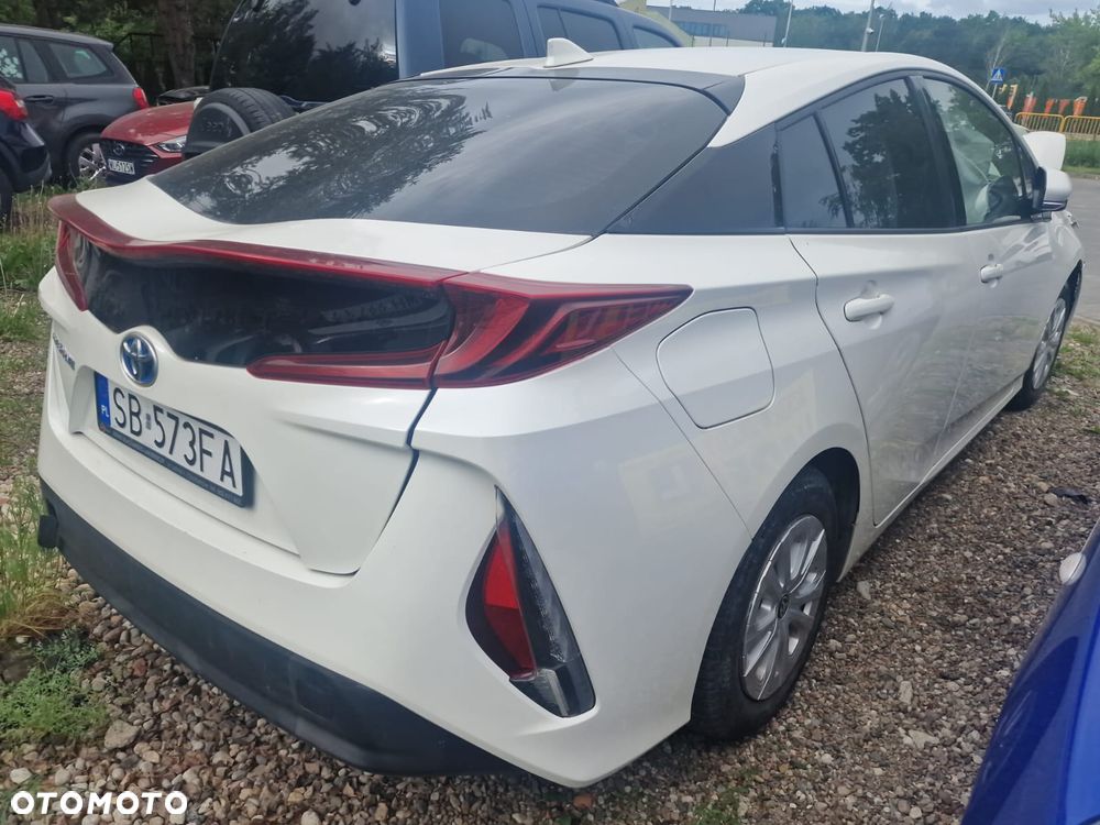 Toyota Prius - 3