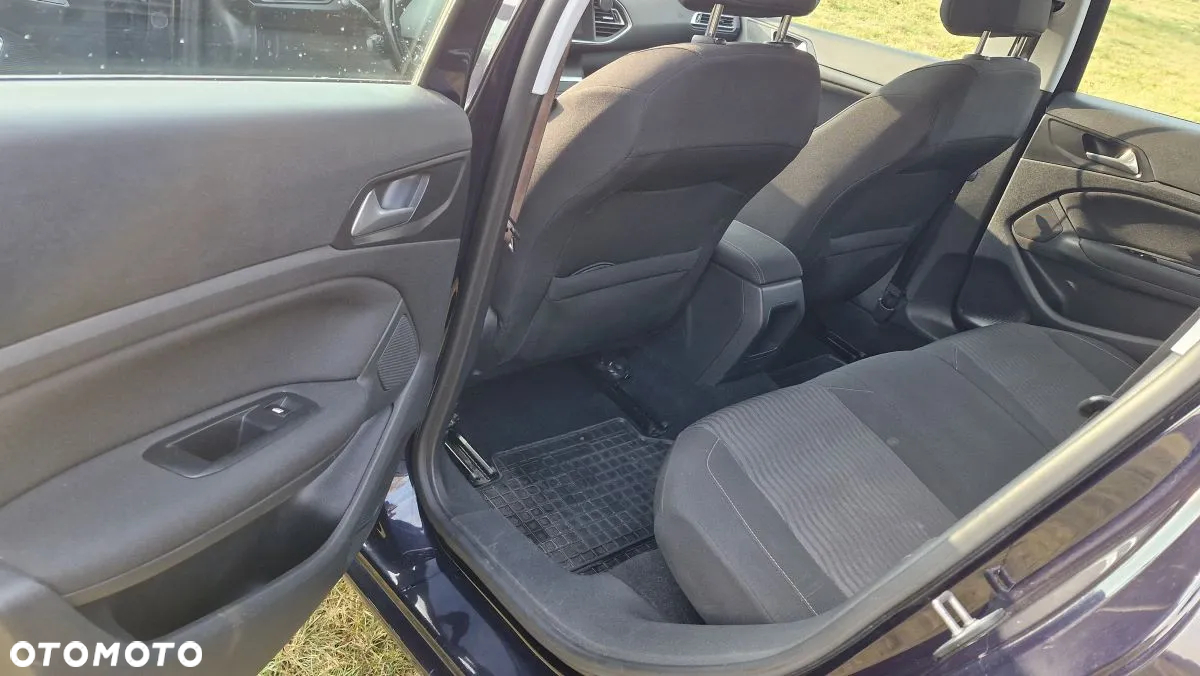 Peugeot 308 1.6 BlueHDi Active S&S - 11