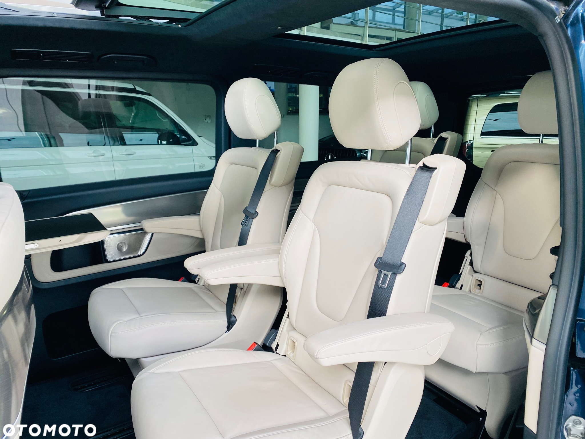 Mercedes-Benz Klasa V 300 d 4-Matic 9G-Tronic Exclusive (d³ugi) - 17