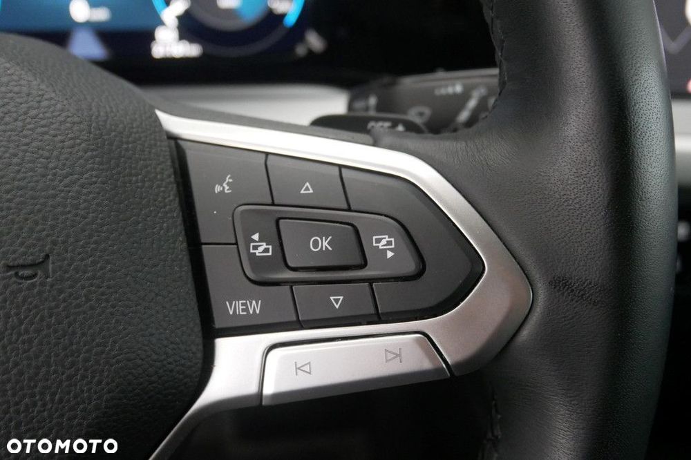 Volkswagen Golf - 21