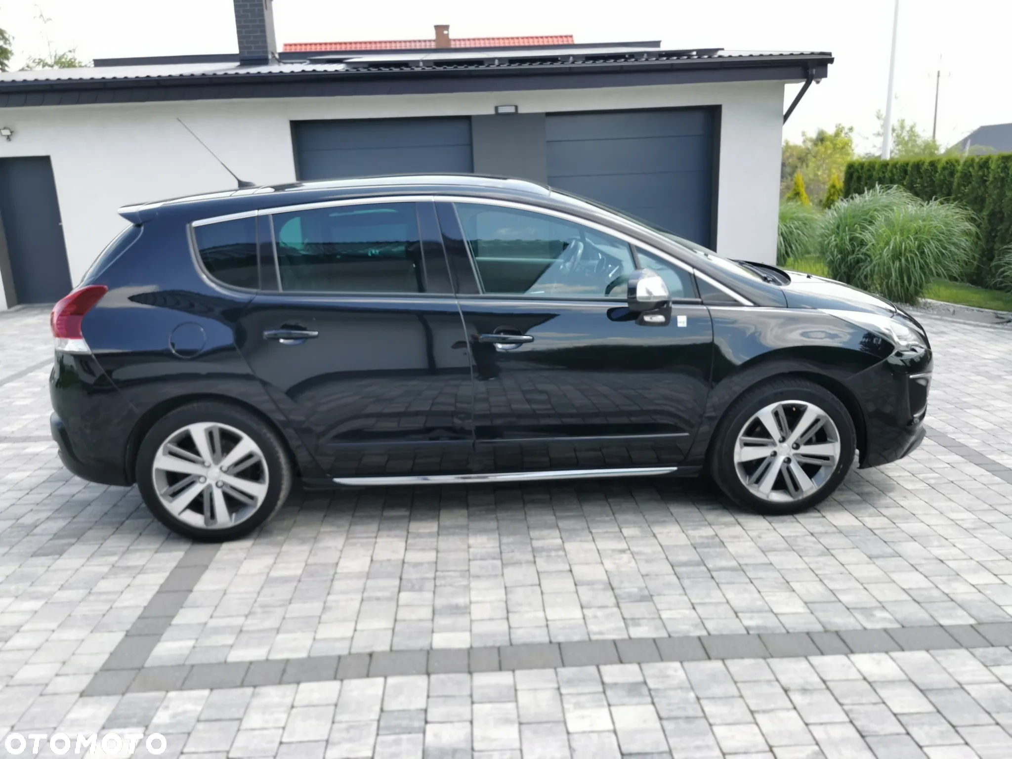 Peugeot 3008 2.0 HDi HYbrid4 - 7