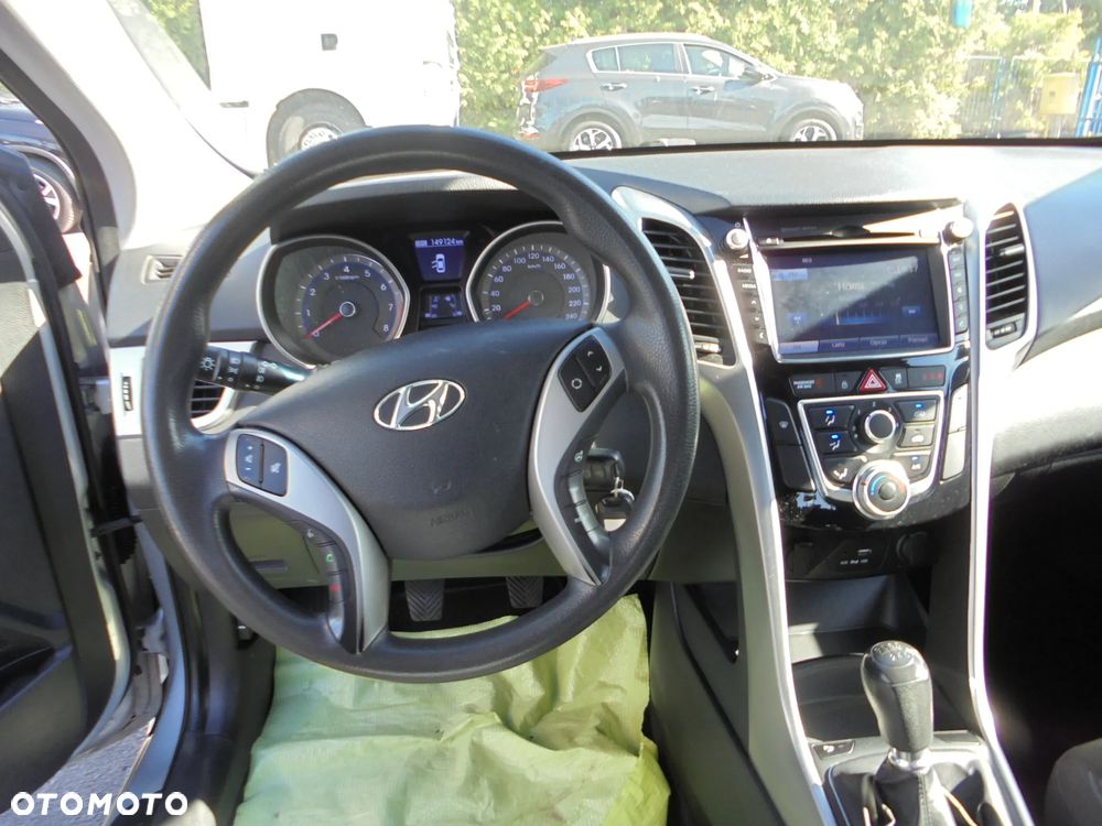 Hyundai i30 1.4 Comfort - 38