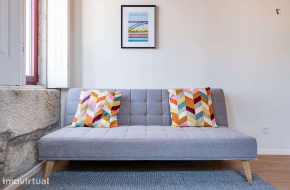 Apartamento com 1 quartos - localizado em Lordelo do Ouro Porto - Grande imagem: 2/14