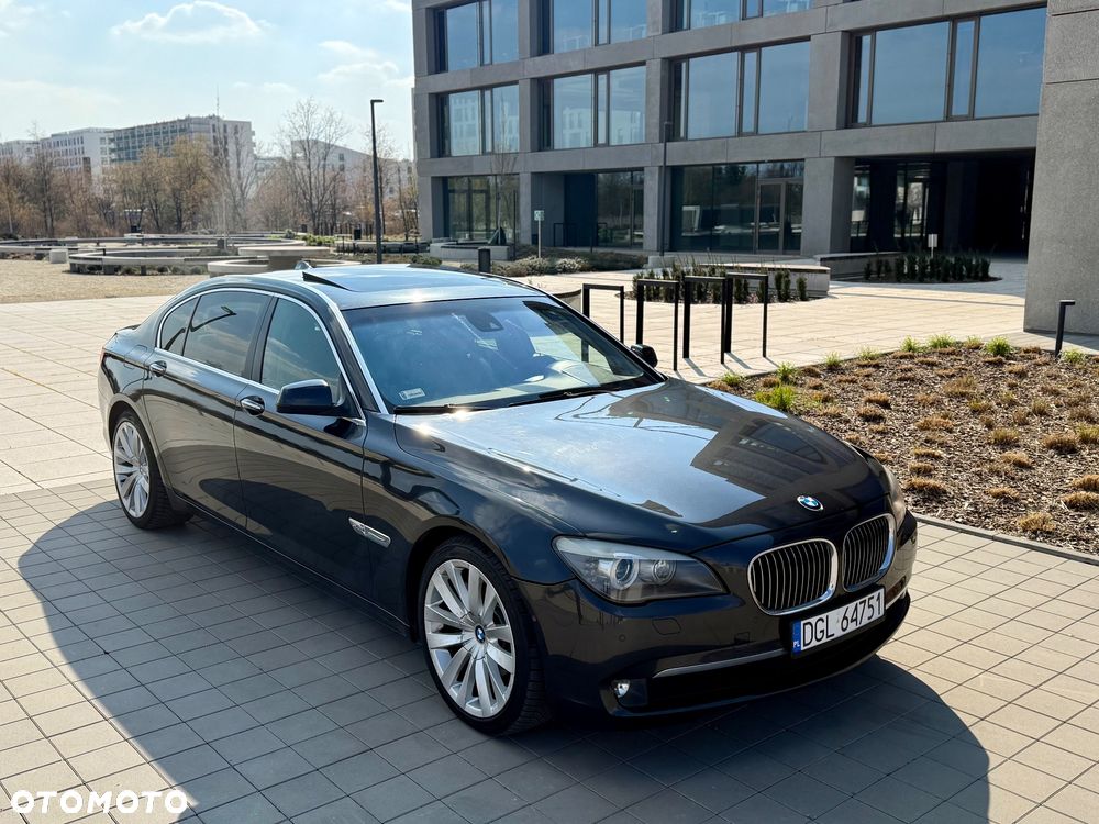 BMW Seria 7 750Li xDrive - 1