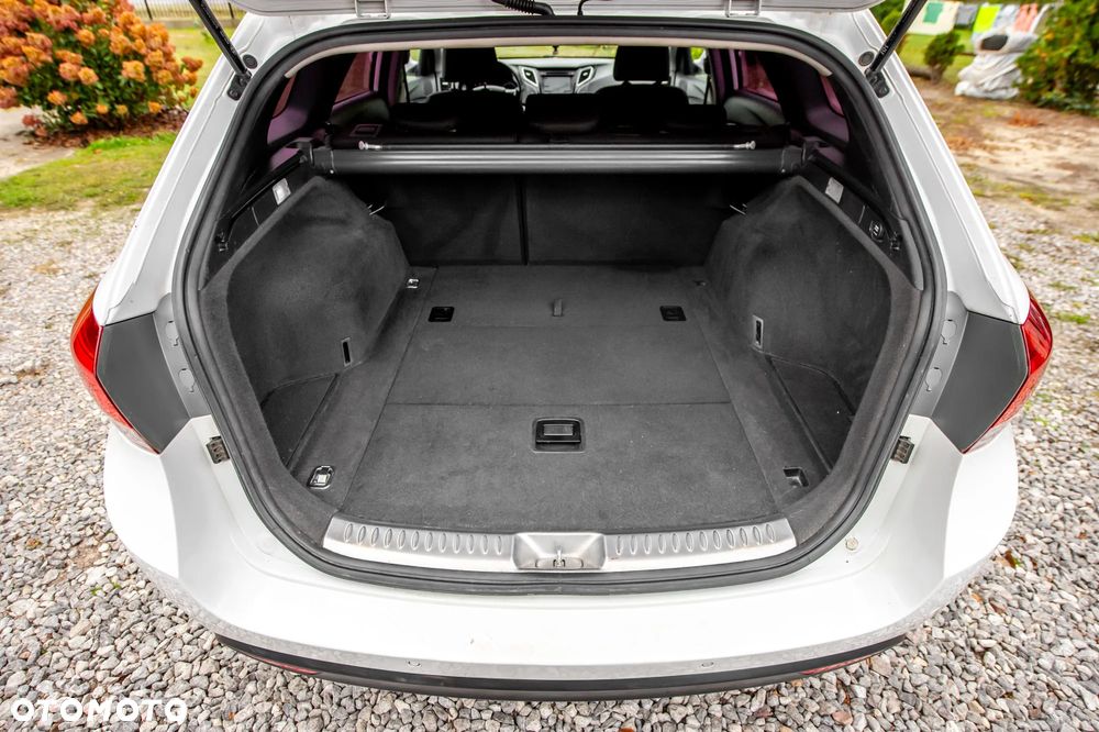 Hyundai i40 1.7 CRDi Comfort + - 13