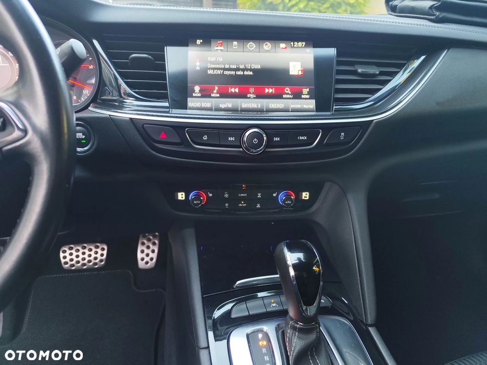 Opel Insignia 2.0 BiTurbo 4x4 Innovation - 12