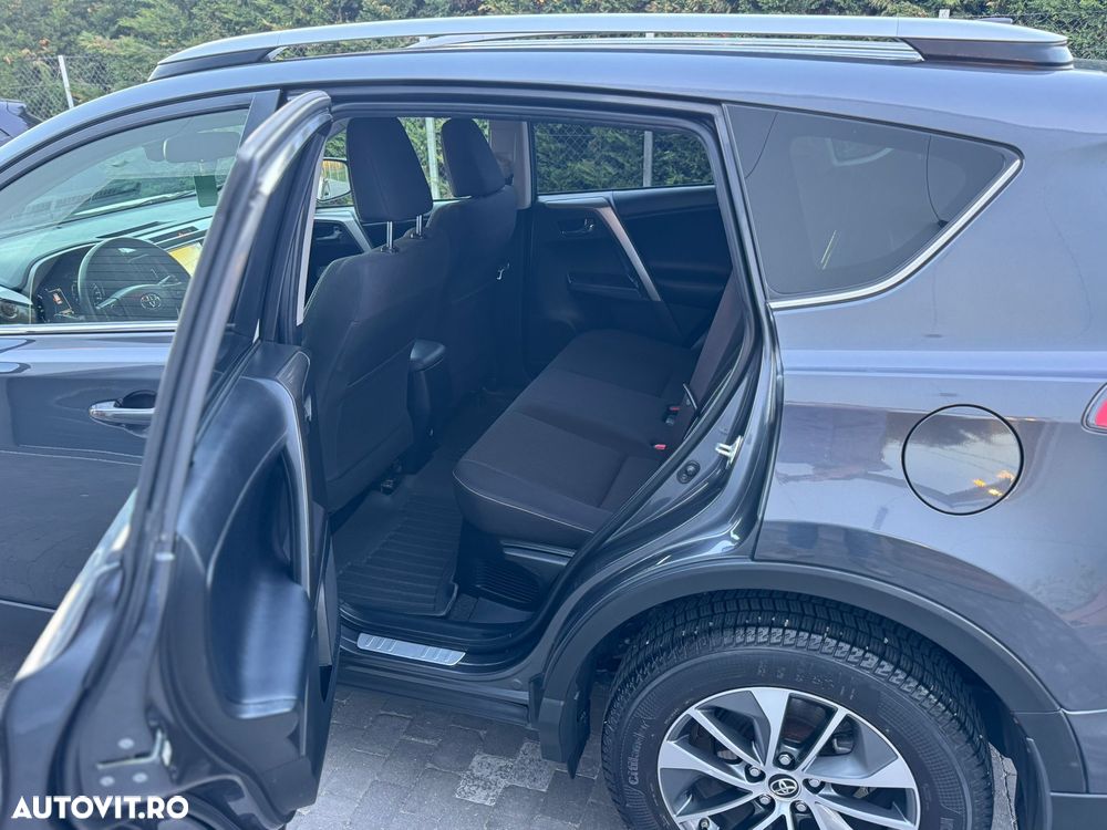 Toyota RAV4 2.5 VVT-i 4x4 Elegance - 12