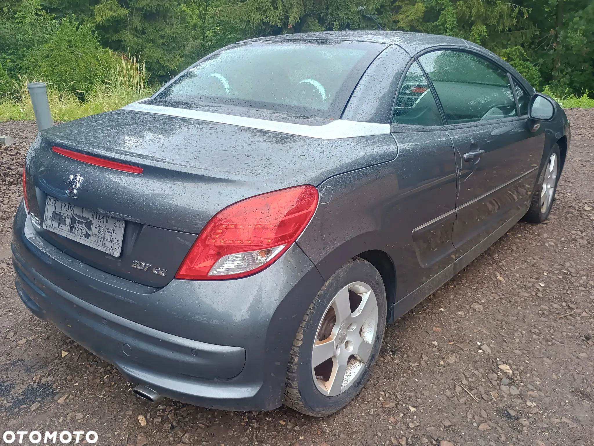 Peugeot 208 - 2