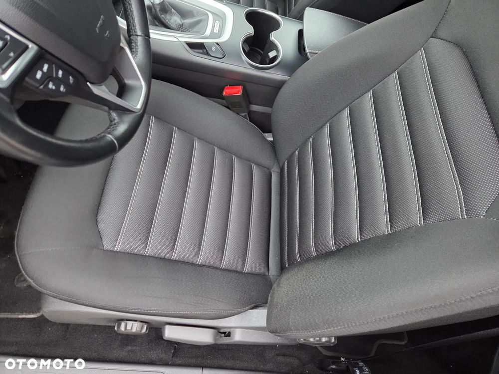 Ford Mondeo 2.0 TDCi Trend - 14