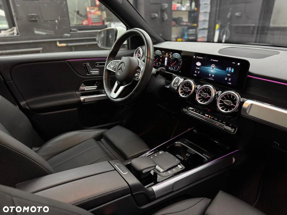 Mercedes-Benz GLB 250 4Matic 8G-DCT Special Edition - 15