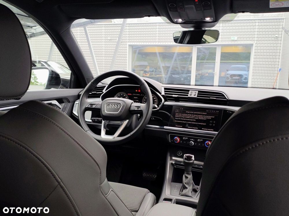 Audi Q3 35 TFSI mHEV S-Line S tronic - 17