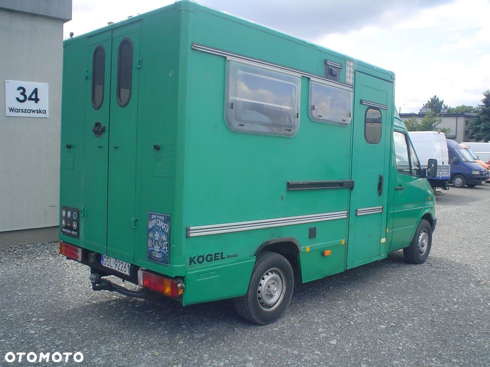 Mercedes-Benz SPRINTER - 4