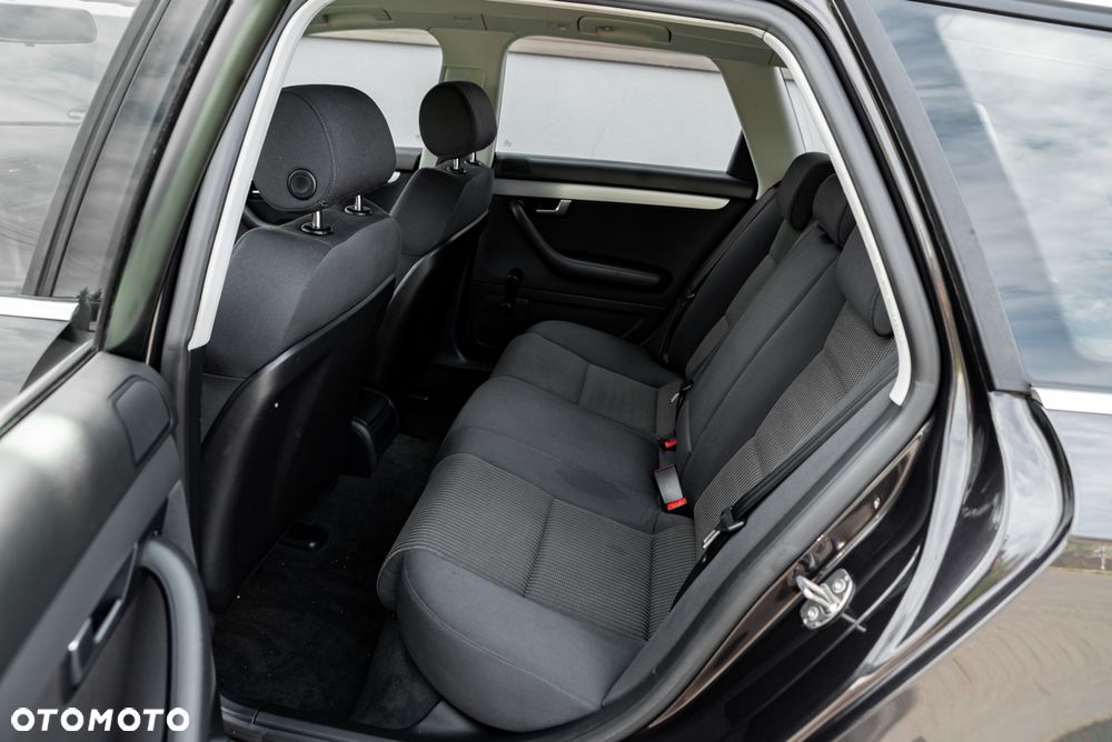 Audi A4 Avant 2.0 TDI - 21