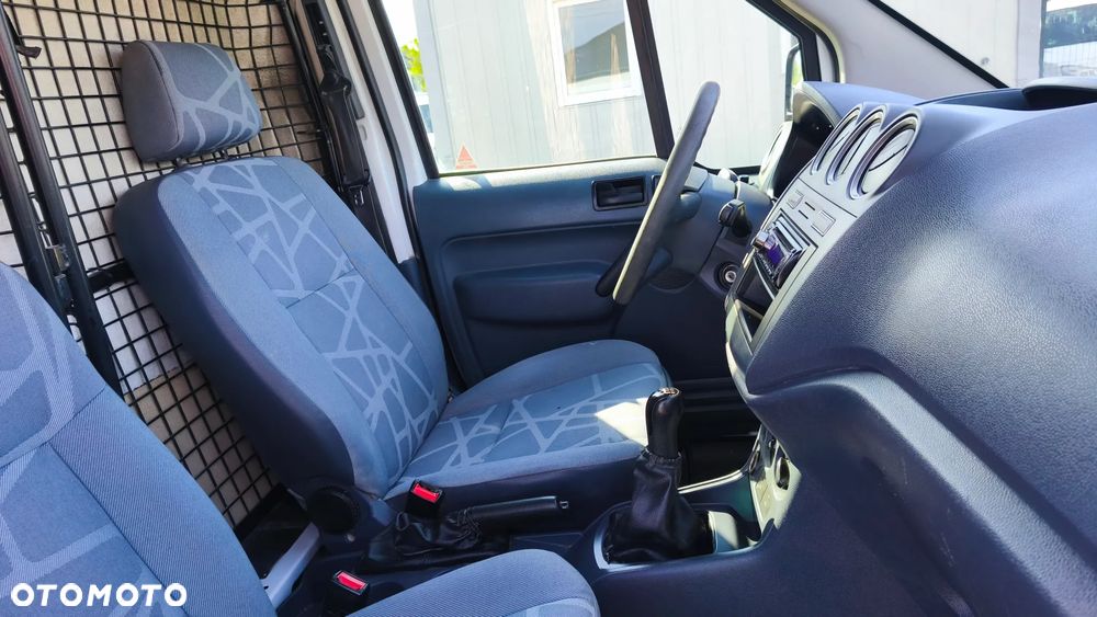 Ford Transit Connect - 21