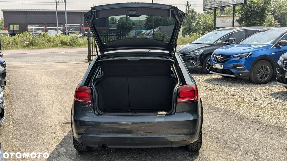 Audi A3 3-drzwiowe 1.6 TDI Ambiente - 33