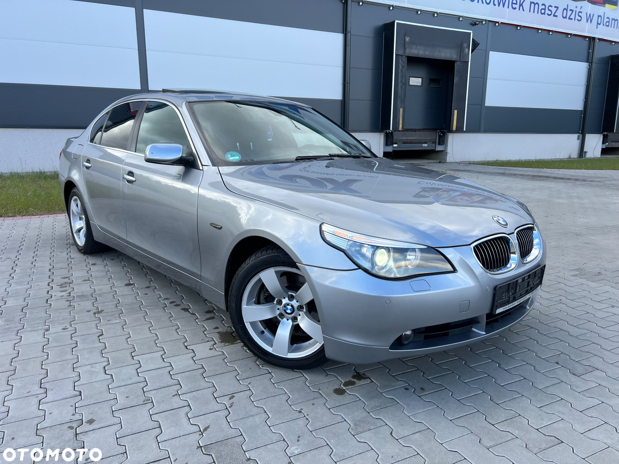 BMW Seria 5 525d - 2