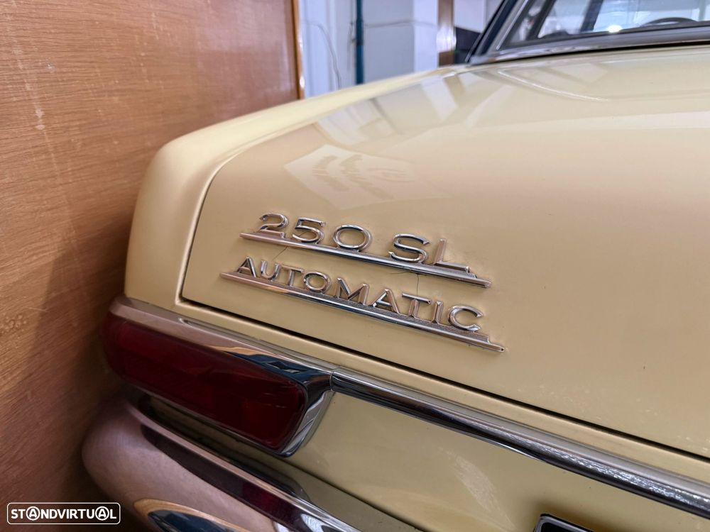 Mercedes-Benz SL 250 - 5