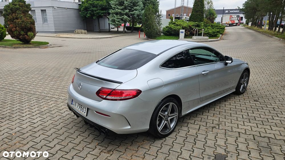 Mercedes-Benz Klasa C 200 9G-TRONIC AMG Line - 16
