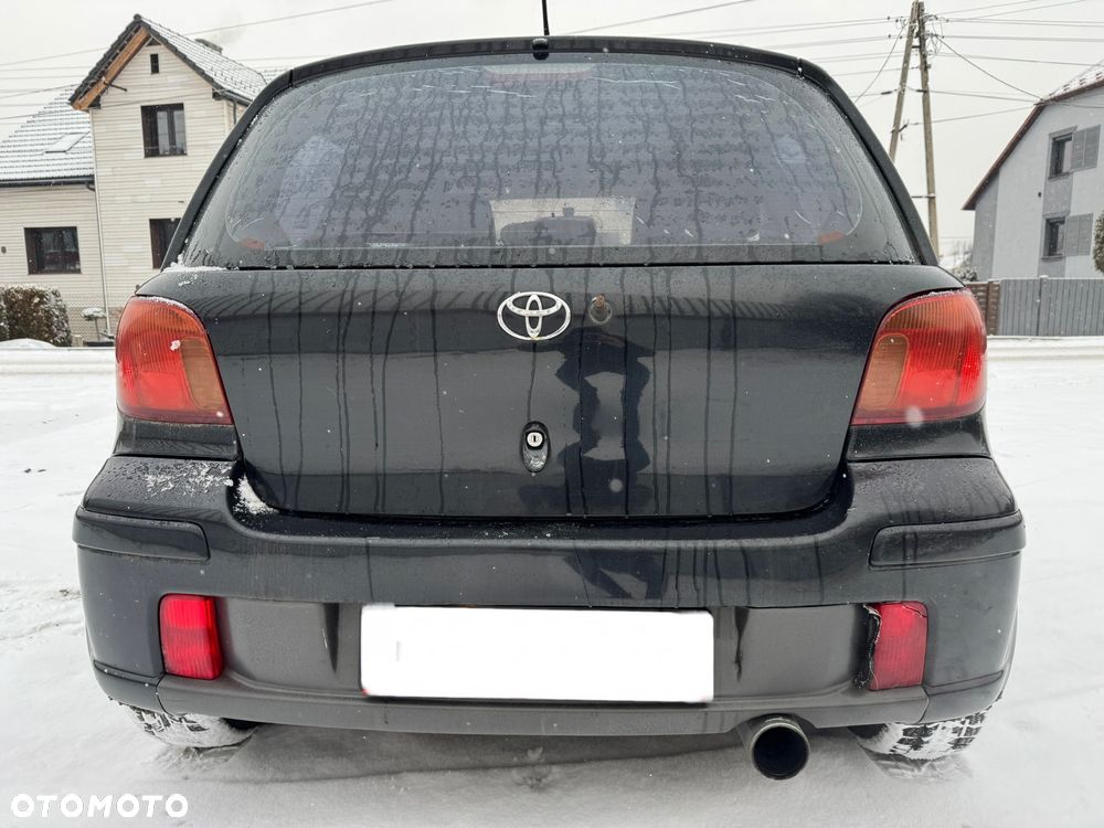 Toyota Yaris - 5