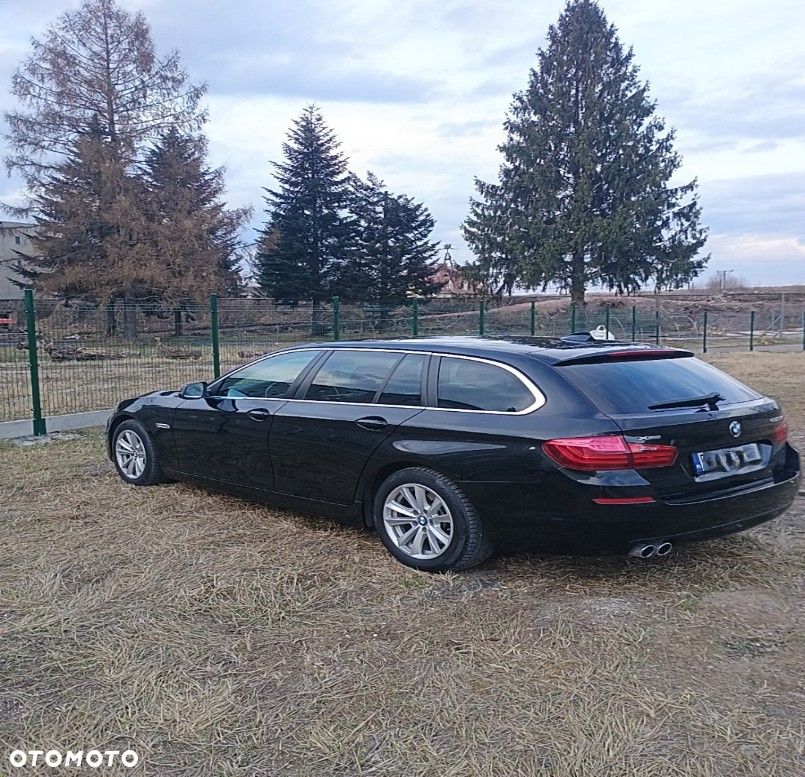 BMW Seria 5 520d xDrive - 5