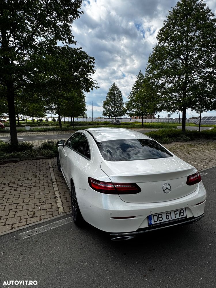 Mercedes-Benz E 200 - 15