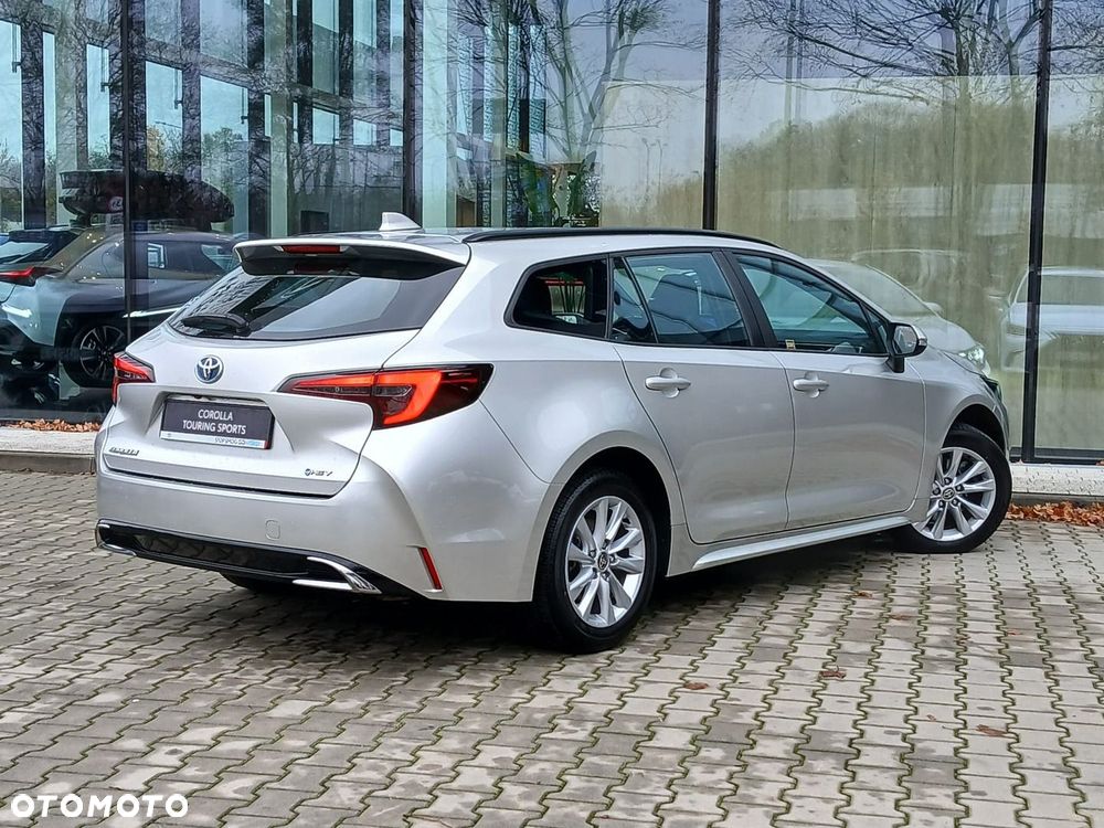 Toyota Corolla 2.0 Hybrid Comfort - 12