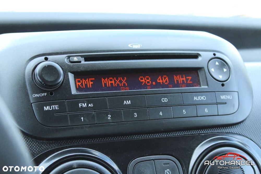 Fiat Qubo - 11