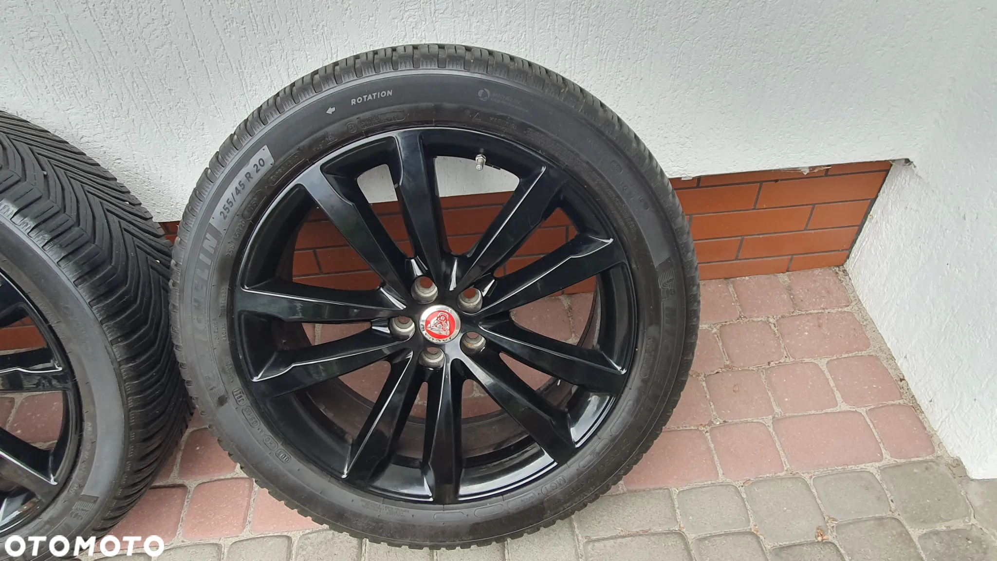 4 Koła + Felga na zapas Jaguar E-Pace Całoroczne Michelin CrossClimate 2 SUV 255 45 R20 - 9