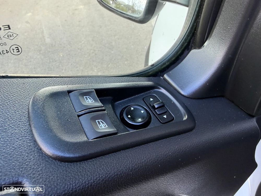 Renault Master 2.3 Dci SS 135 cv Gran Confort GPS L3H2 - 24