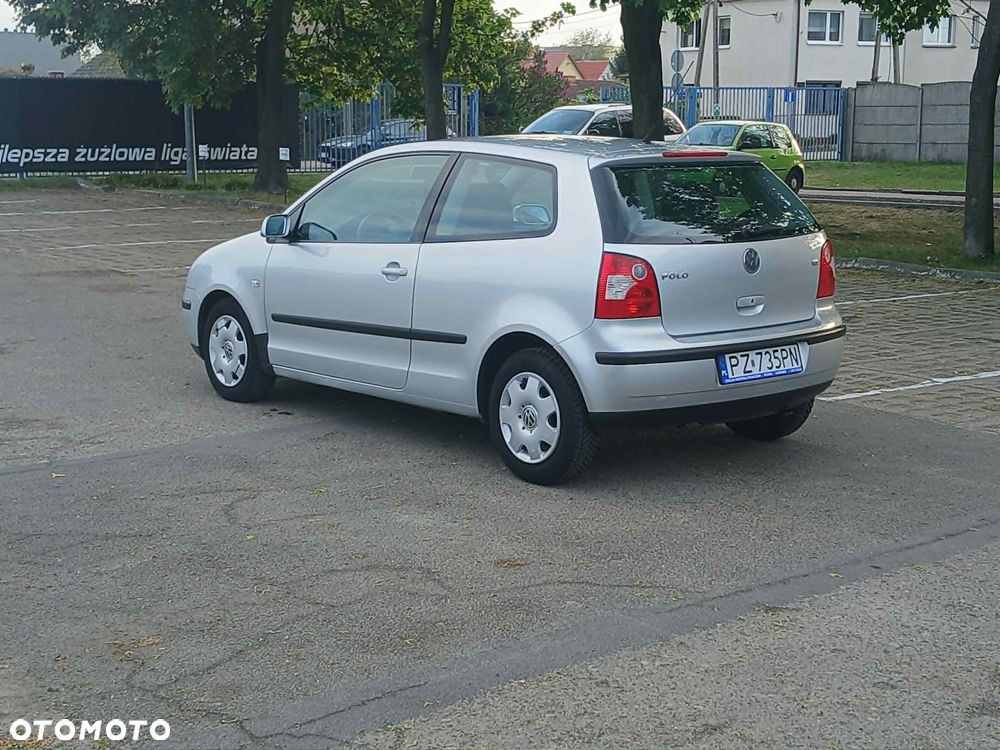 Volkswagen Polo 1.2 - 5