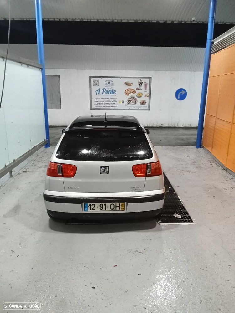 SEAT Ibiza 1.6 Sport - 4