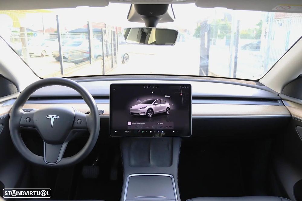 Tesla Model Y Standard - 5