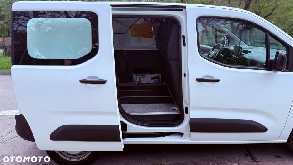 Opel Combo - 8