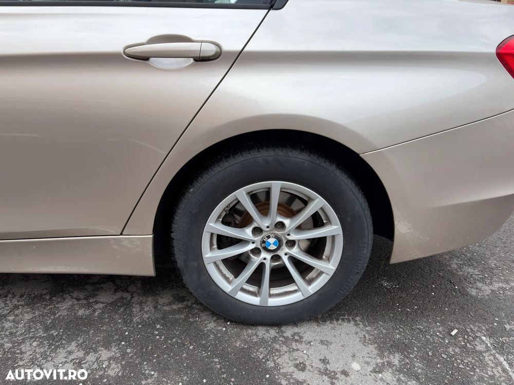 BMW Seria 3 320d - 7
