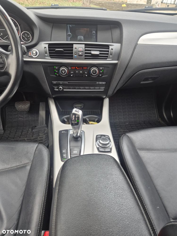 BMW X3 - 32
