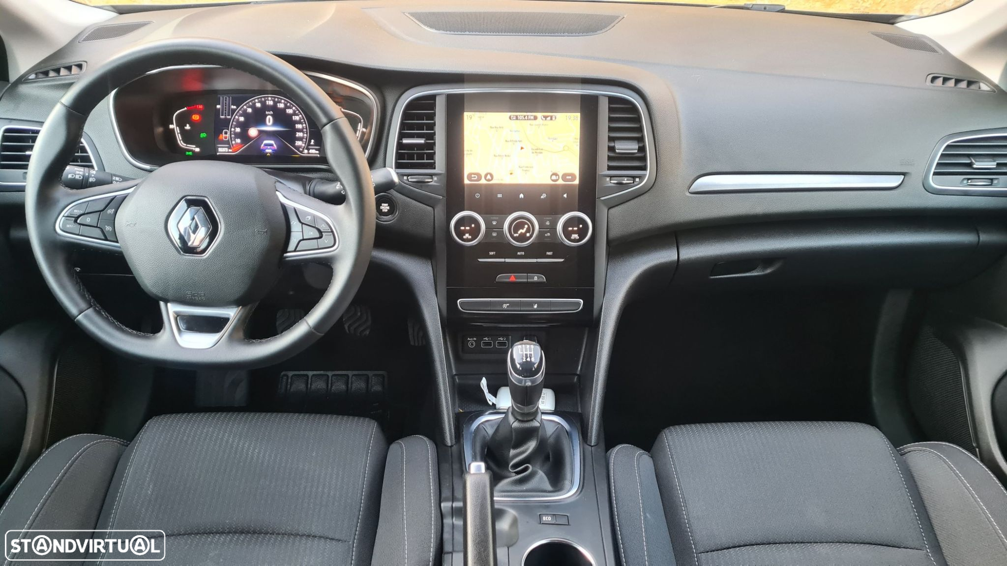Renault Mégane 1.5 Blue dCi Intens - 10