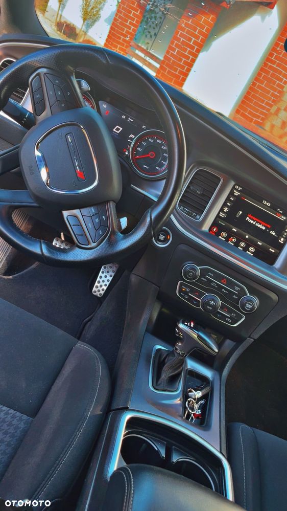 Dodge Charger 5.7 R/T - 10