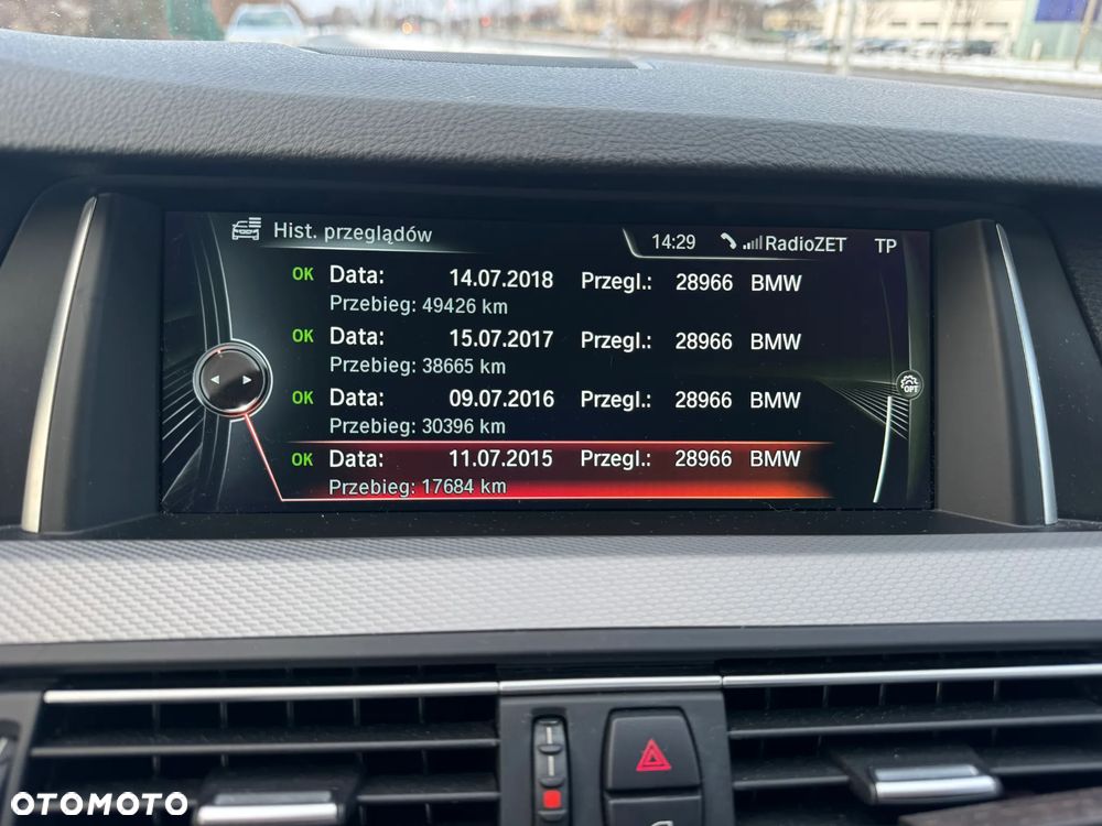 BMW Seria 5 528i xDrive - 23