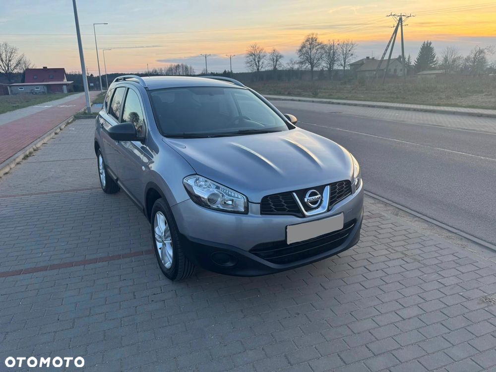 Nissan Qashqai+2 2.0 Visia - 3