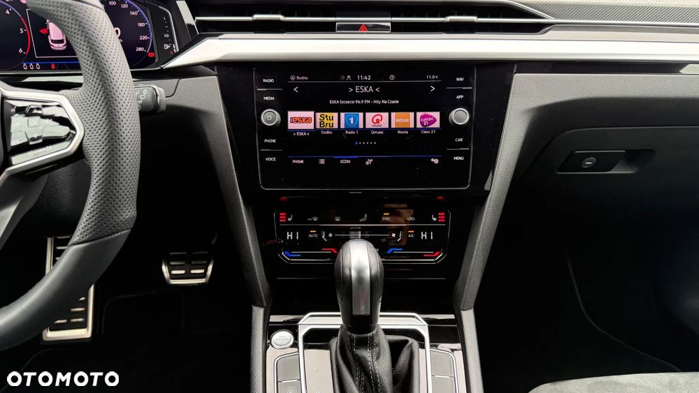 Volkswagen Arteon 2.0 TDI SCR R-Line DSG - 27